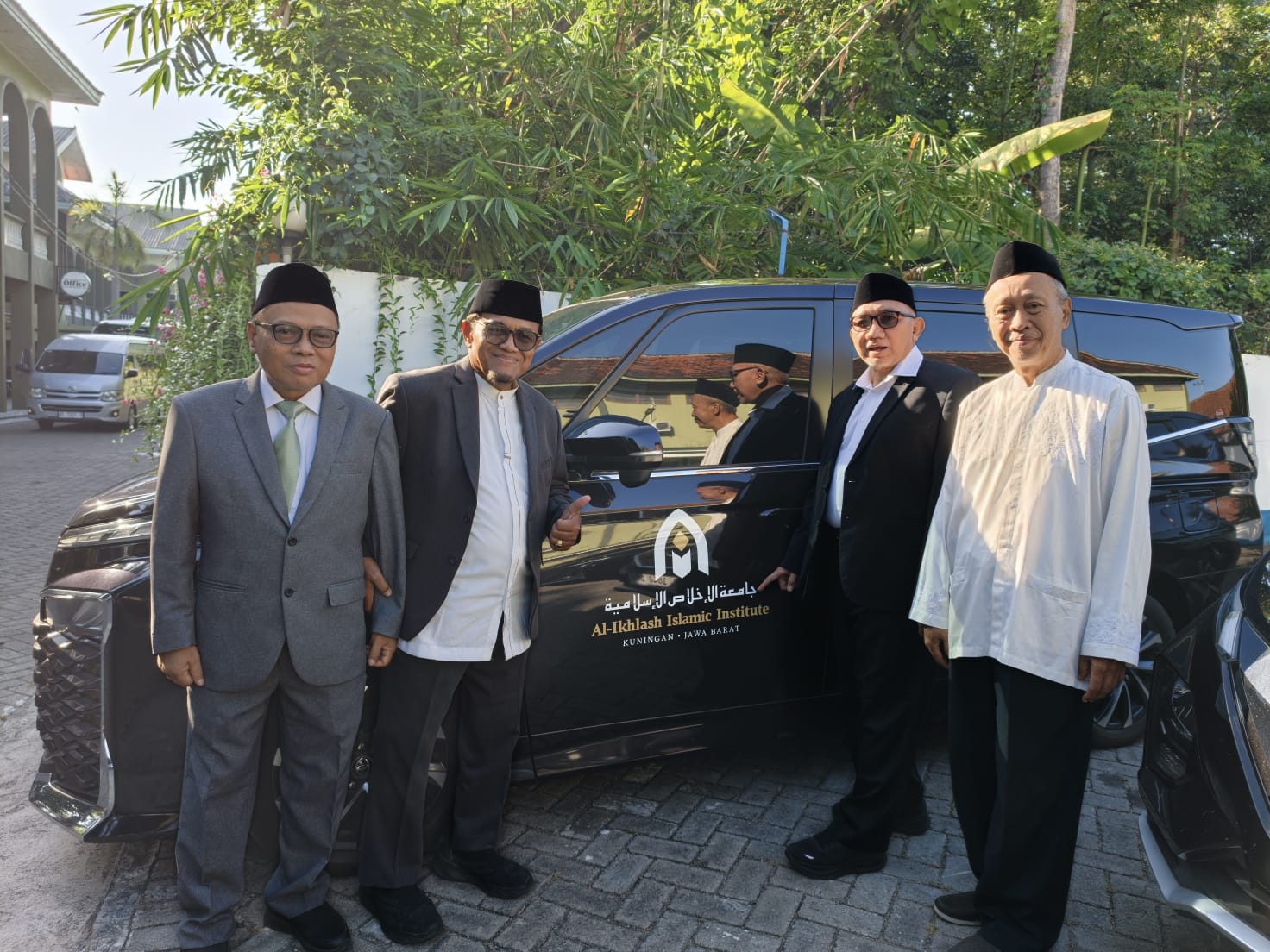 Dari Cantelan Berita ke Masyarakat Pencari Informasi